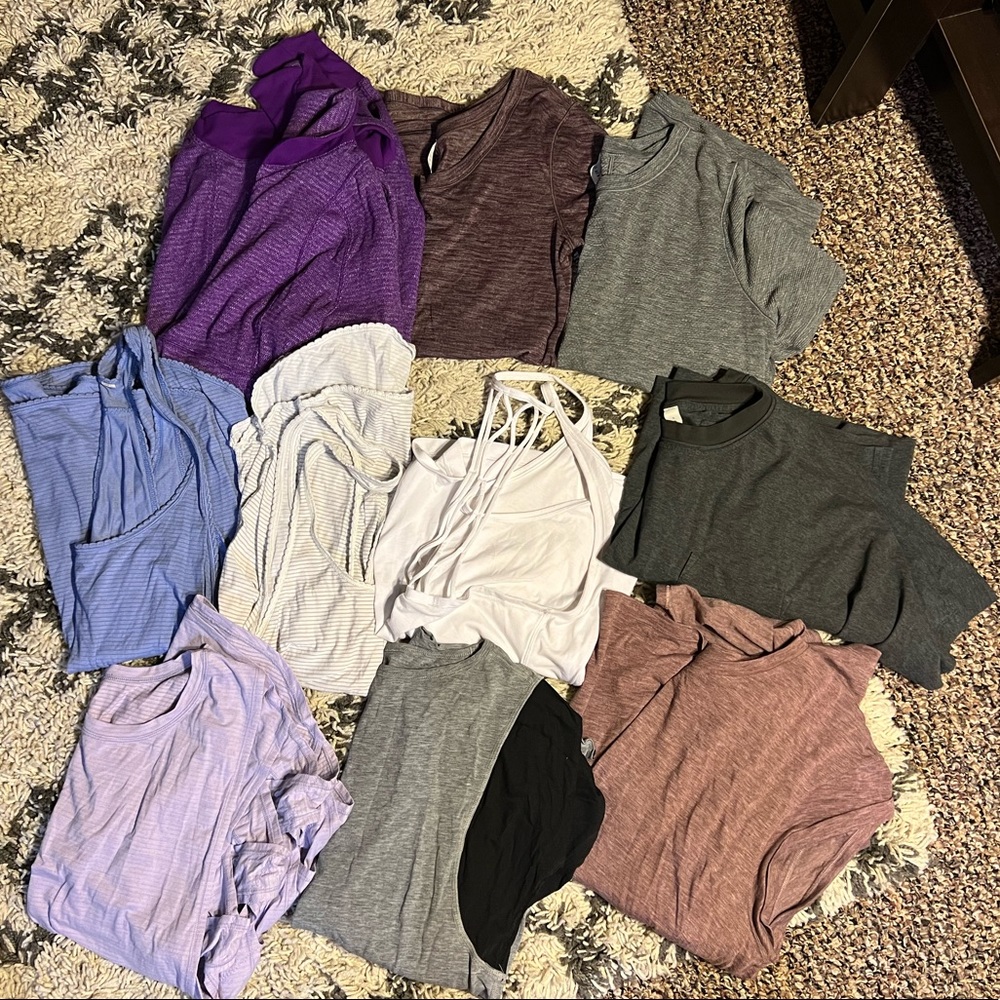 Bundle LULULEMON 10 tops
